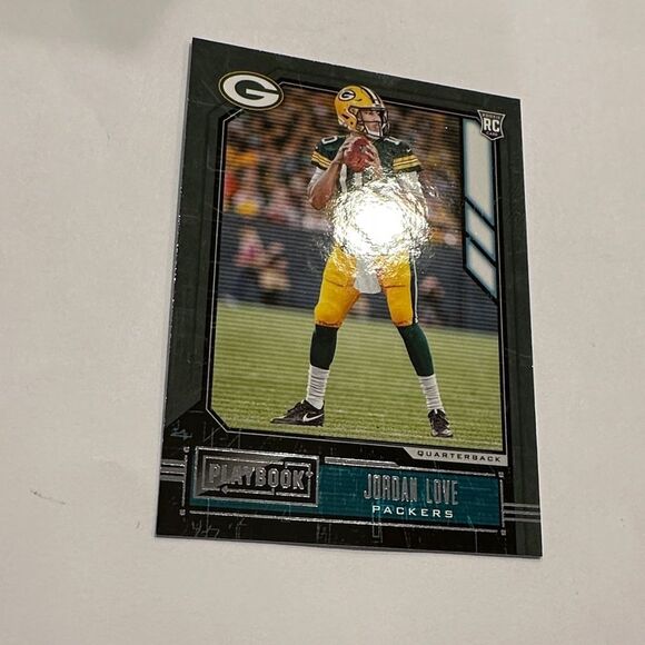 Panini Green and Yellow Football Trading Card of Jordan love Rc mint cond - Picture 2 of 3